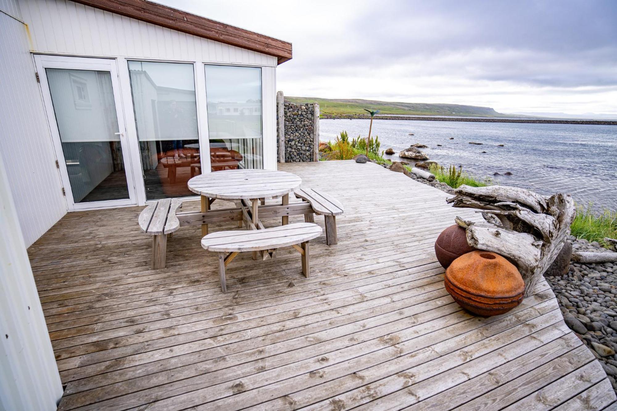 Guesthouse Lyngholt Þórshöfn Zewnętrze zdjęcie