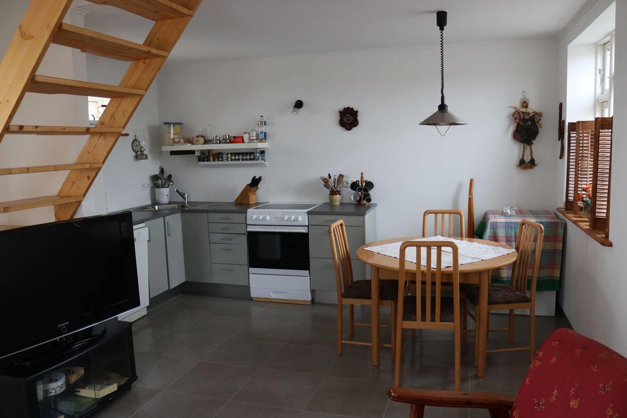 Guesthouse Lyngholt Þórshöfn Zewnętrze zdjęcie
