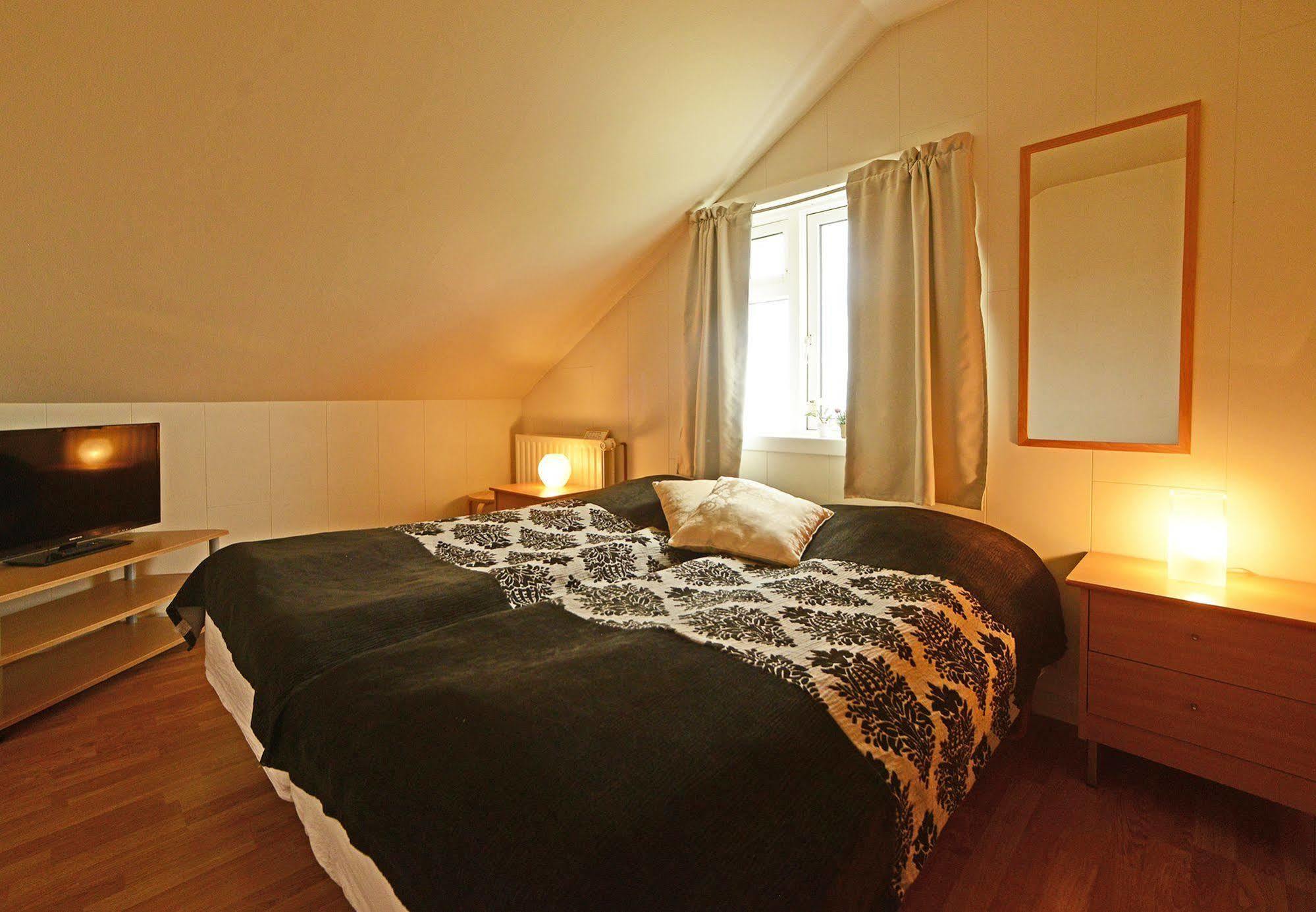 Guesthouse Lyngholt Þórshöfn Zewnętrze zdjęcie