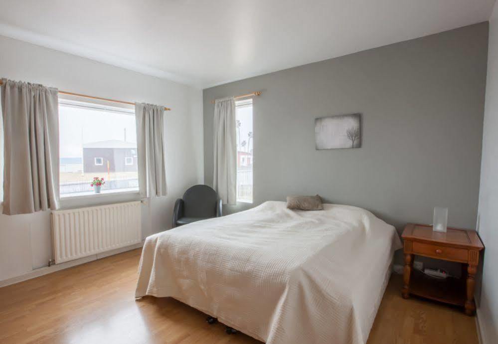 Guesthouse Lyngholt Þórshöfn Zewnętrze zdjęcie